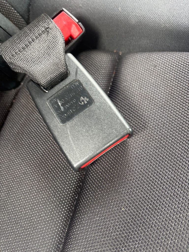 [EPE-125324] Cinturón de seguridad fila central trasera BMW Serie 1 118d 2009