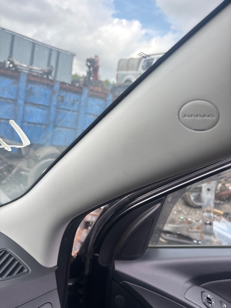 [EPE-125497] Pilar A Hyundai ix35 (2010-2015)