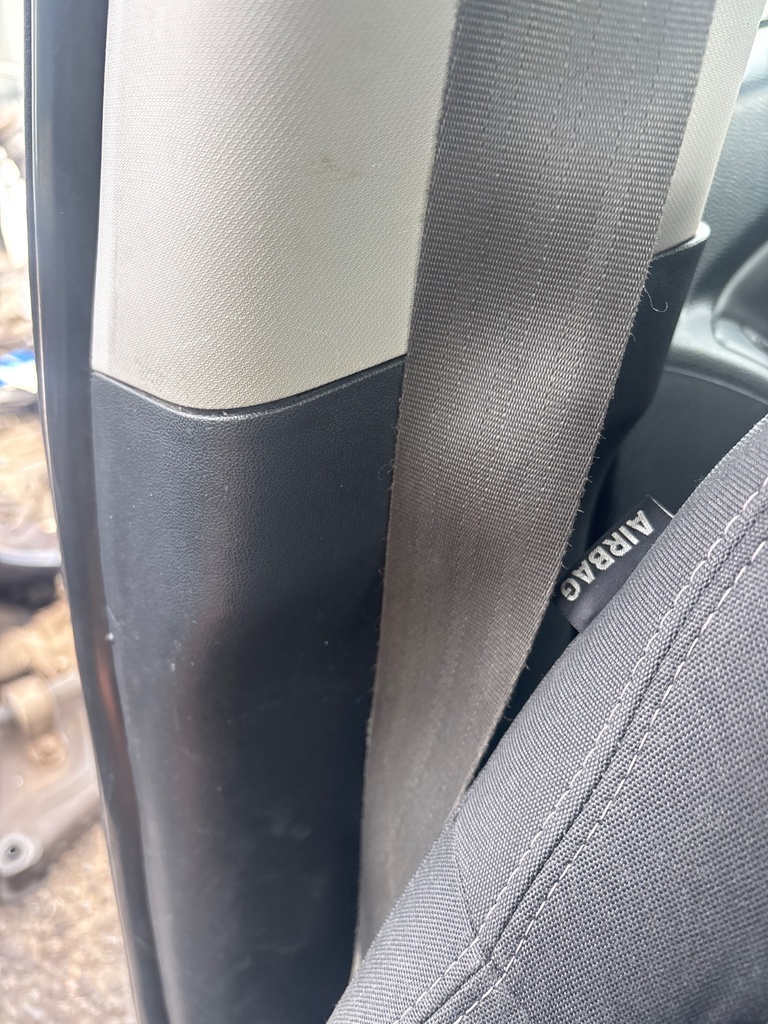 [EPE-125516] Embellecedor pilar B inferior derecho Hyundai ix35