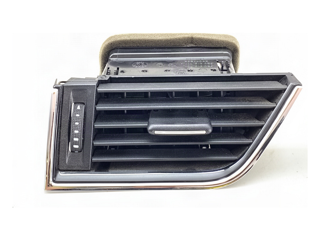[STARK-943222] Rejilla de ventilación delantera izquierda Skoda Octavia III