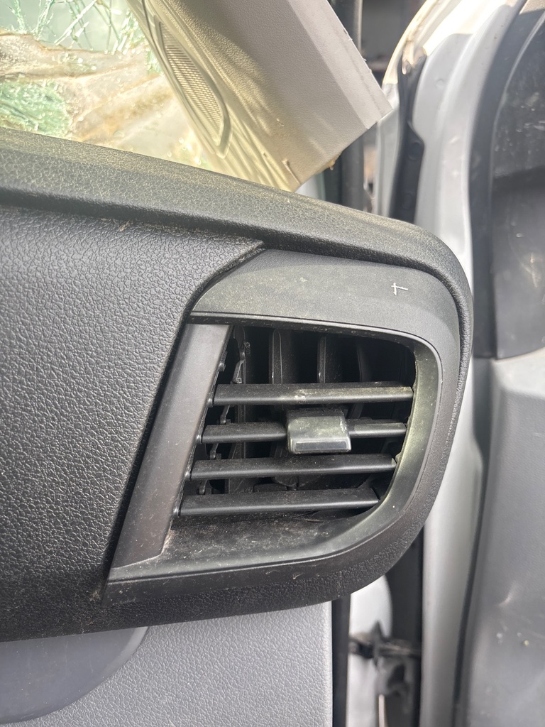 [EPE-125431] Conducto de ventilación Opel Vivaro