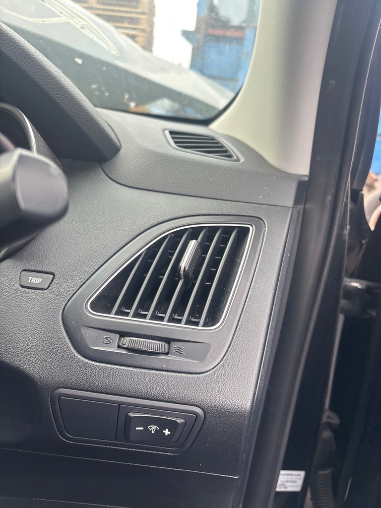 [EPE-125494] Conducto de ventilación Hyundai ix35