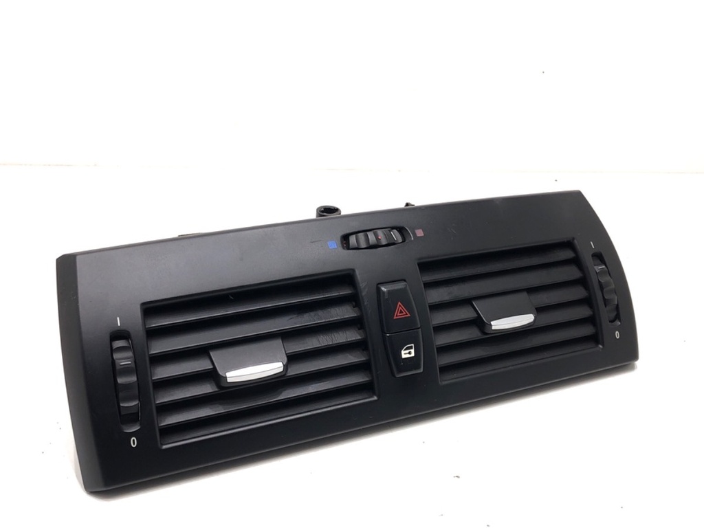 [STARK-802240] Rejilla de admisión de aire delantera BMW X3 (E83) 2003-2011