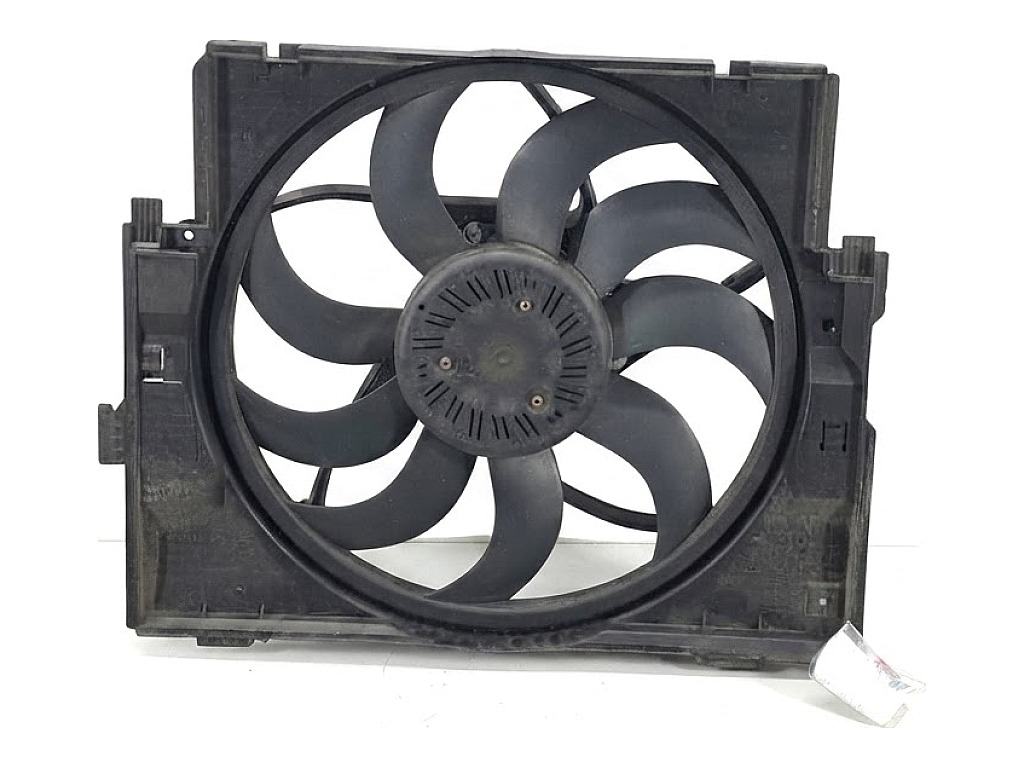 [STARK-921120] Electroventilador BMW Serie 3 (F30, F80)
