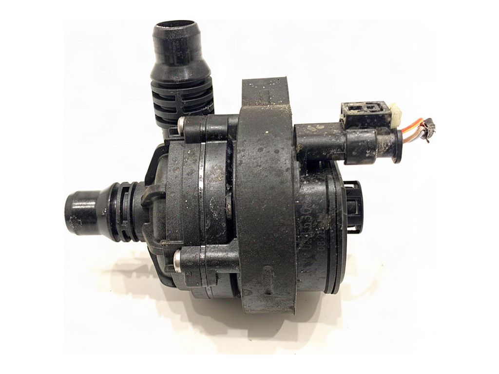 [STARK-912496] Bomba de agua adicional BMW Serie 1