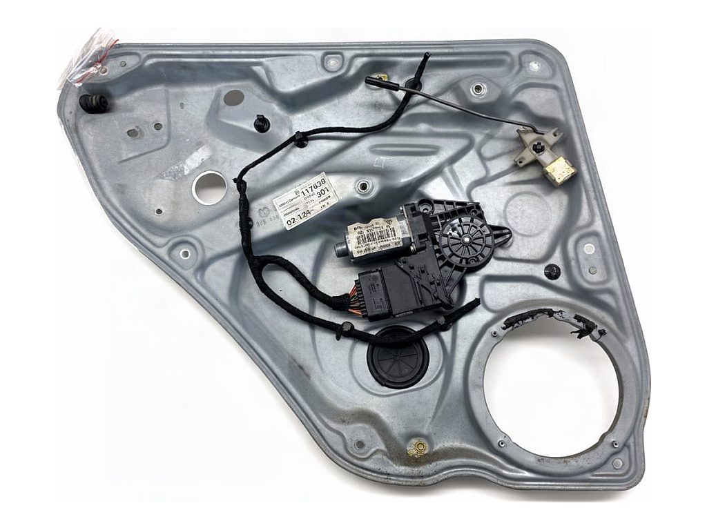 [STARK-945772] Elevalunas trasero izquierdo VW Passat B5.5
