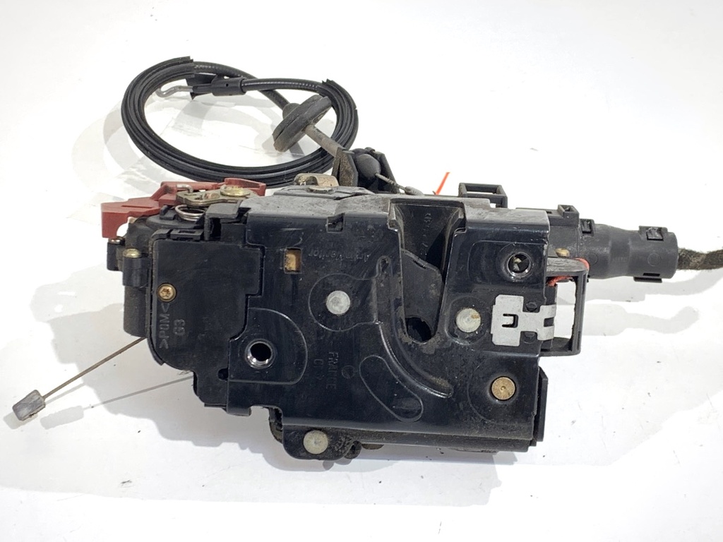 [STARK-844693] Cerradura de puerta delantera izquierda VW Golf V
