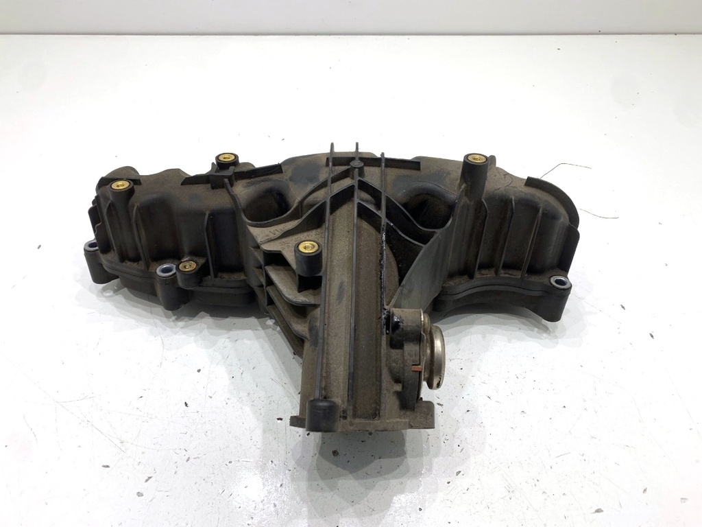 [STARK-850070] Colector de admisión VW Passat B7 (362)