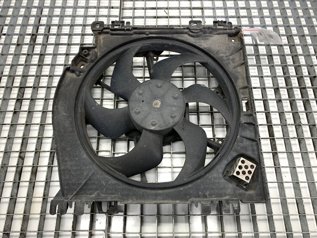 [STARK-866830] Electroventilador Nissan Note (E11)