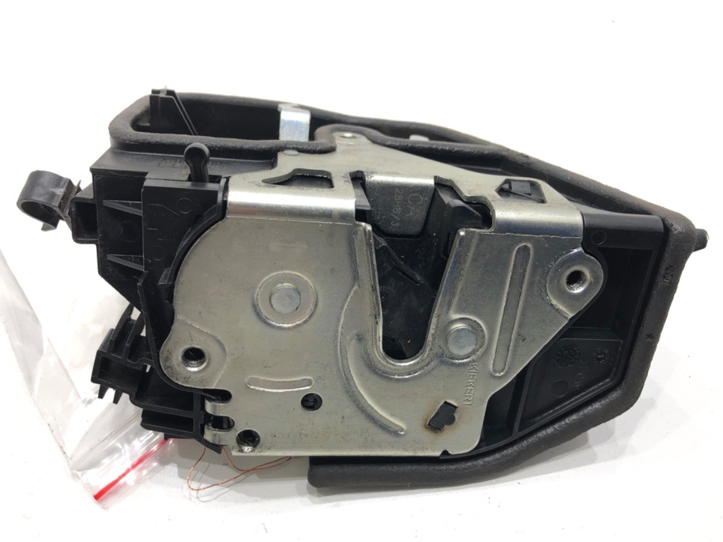 [STARK-831624] Cierre de puerta trasera derecha BMW X6 (E71, E72) 2007-2014