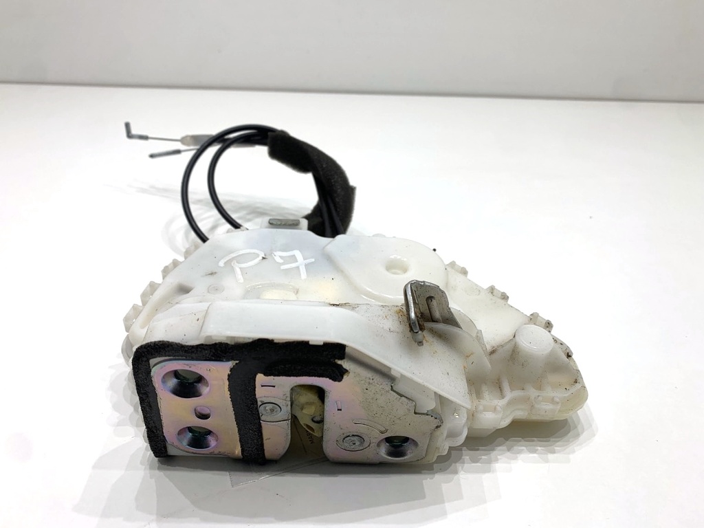 [STARK-871135] Cerradura de puerta delantera derecha HONDA CR-V III