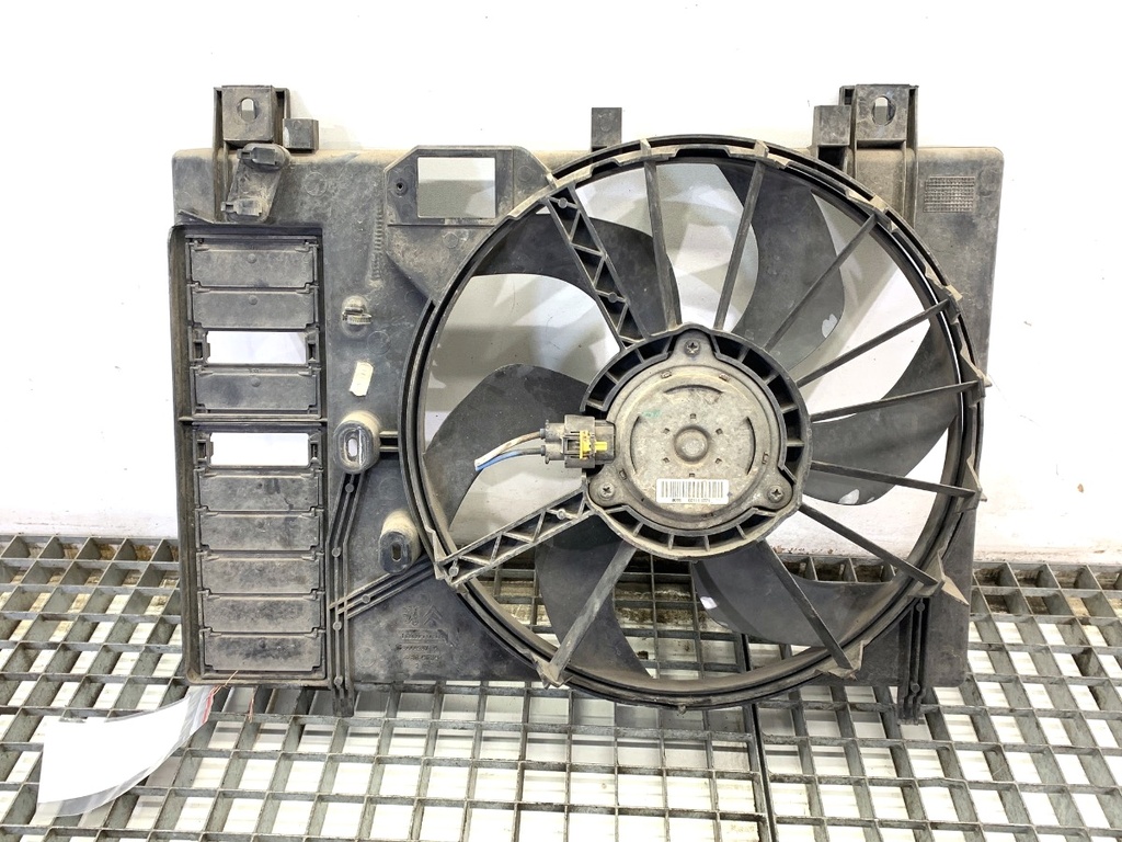 [STARK-885648] Electroventilador Peugeot 508 I