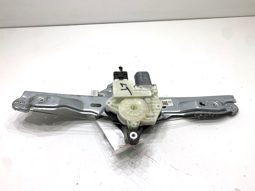 [STARK-842925] Elevador de ventana trasero izquierdo NISSAN QASHQAI II (J11) 1.3 DIG-T 103 kW