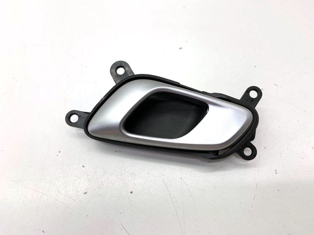[STARK-843212] Tirador interior de puerta izquierdo delantero KIA Ceed (CD) 2018-2022