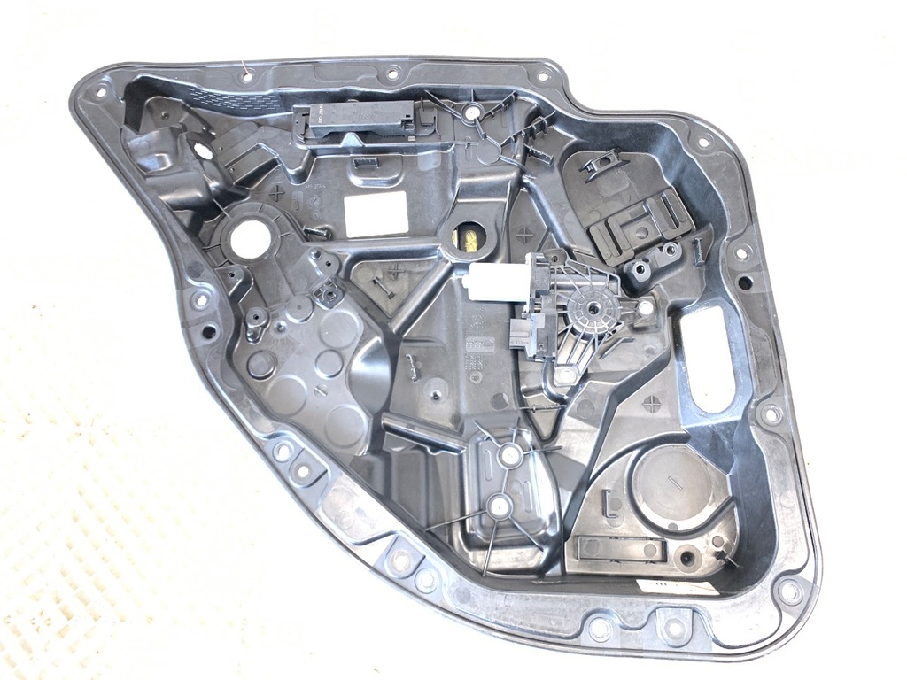 [STARK-893860] Elevalunas trasero izquierdo Mercedes-Benz Clase C W205