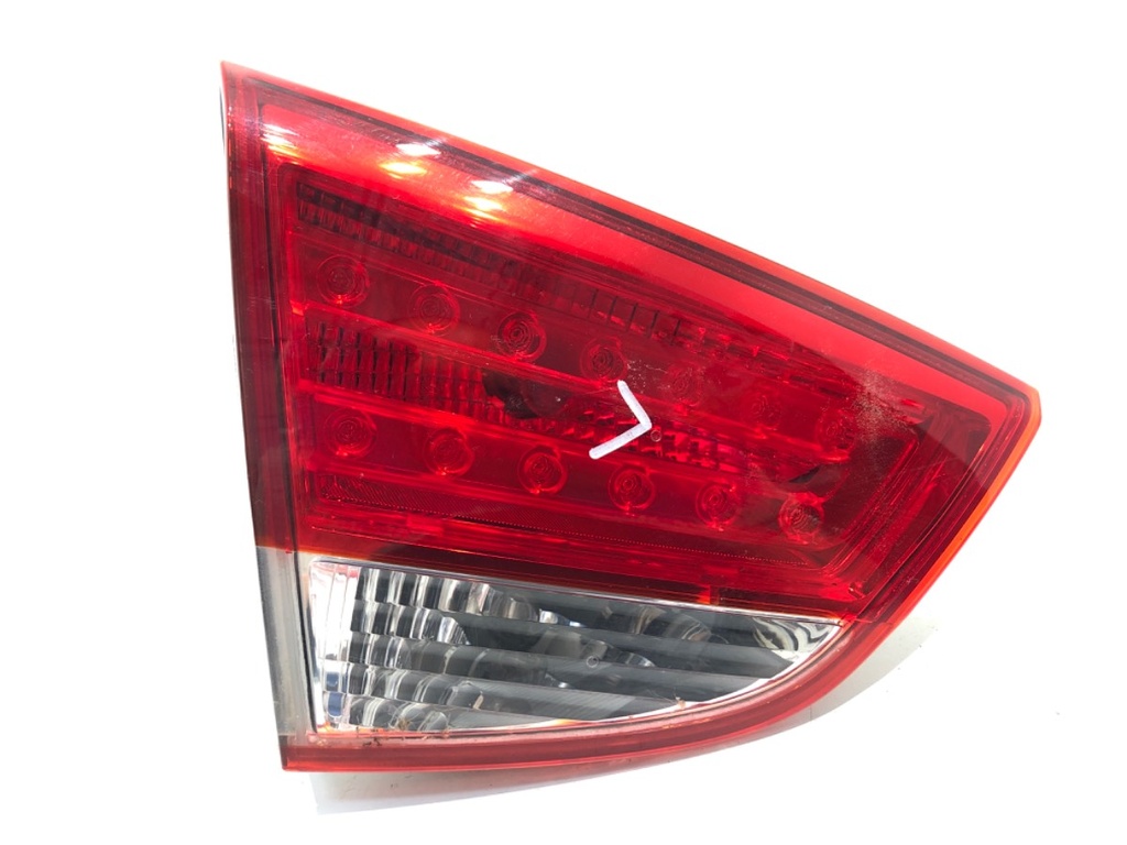 [STARK-913275] Piloto trasero izquierdo Hyundai ix35