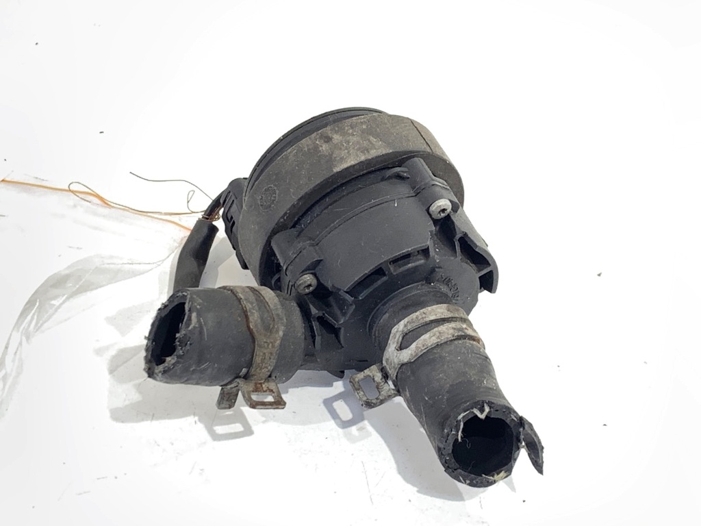 [STARK-915837] Bomba de agua adicional Renault Espace V
