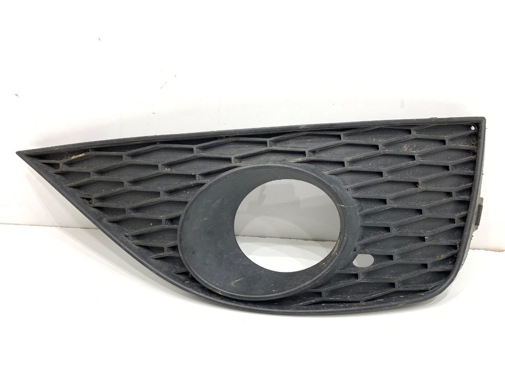 [STARK-920905] Rejilla de parachoques delantero derecho SEAT IBIZA IV (6J5, 6P1)
