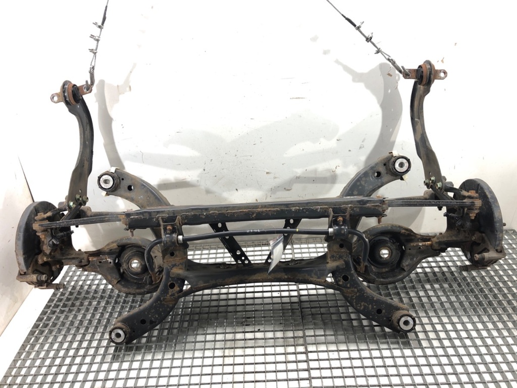 [STARK-710905] Eje trasero MAZDA CX-5 (KE, GH) 2011-2017