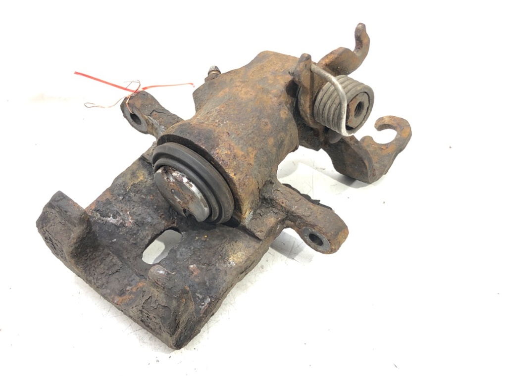 [STARK-478389] Pinza de freno trasera izquierda HYUNDAI i10 I (PA) 1.2 57 kW 78 CV