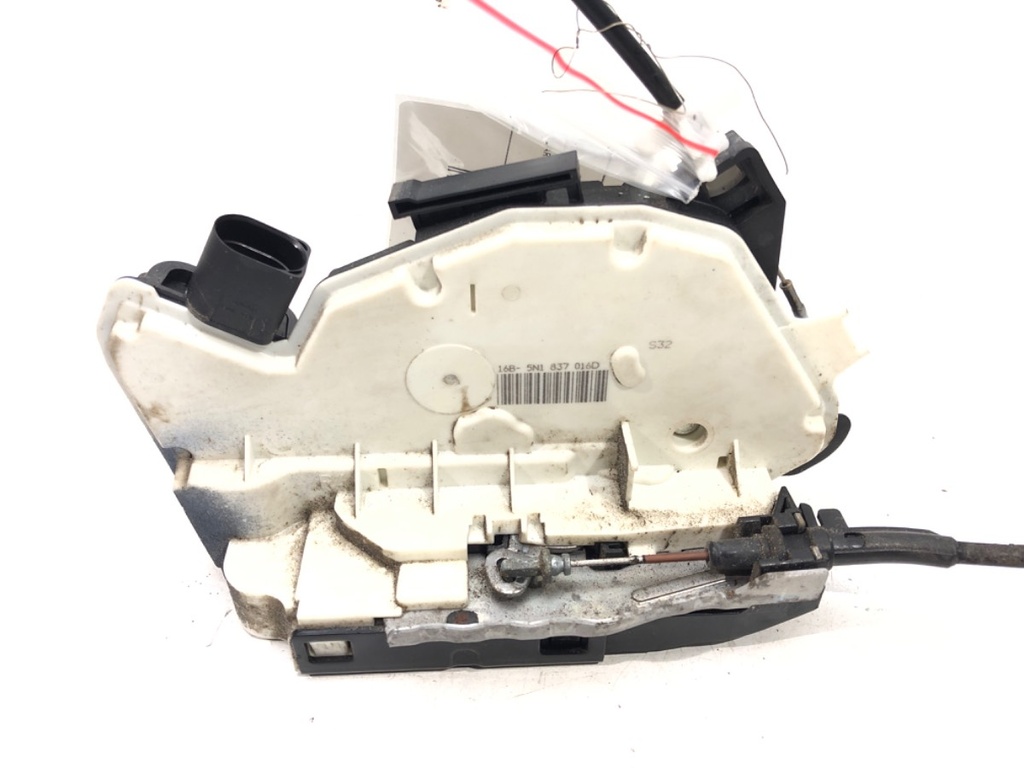 [STARK-495196] Cerradura de puerta delantera derecha VW Passat CC B6 (357) 2.0 TFSI 147 kW 2008-2012