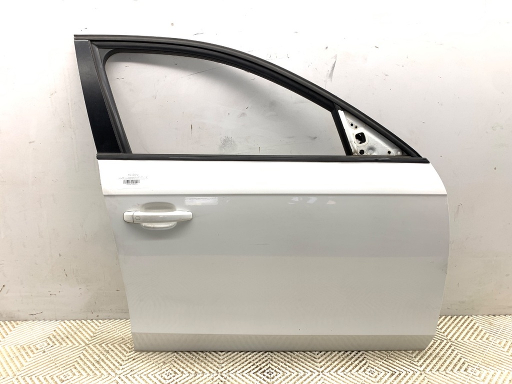 [STARK-701800] Puerta delantera derecha Audi A4 B8 Avant (8K5) 2007-2015