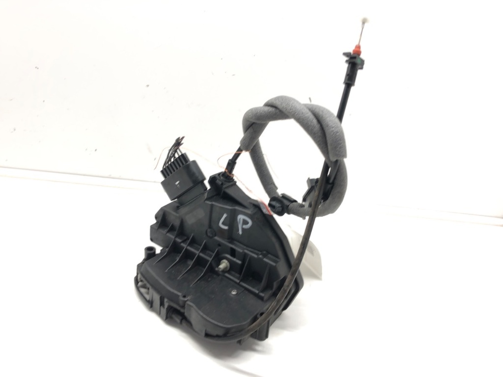 [STARK-564808] Cerradura de puerta delantera izquierda Ford Focus III Turnier 1.6 TDCi ECOnetic 2010-2022
