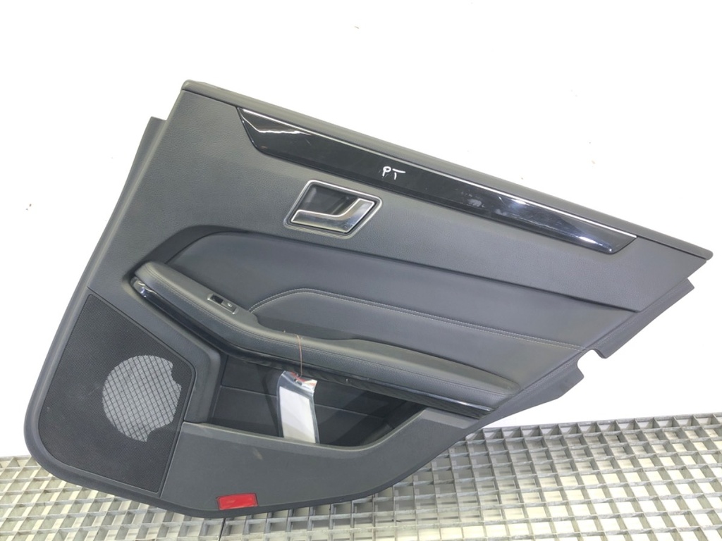 [STARK-572752] Panel de puerta trasera derecha Mercedes-Benz Clase E (W212) 2009-2016