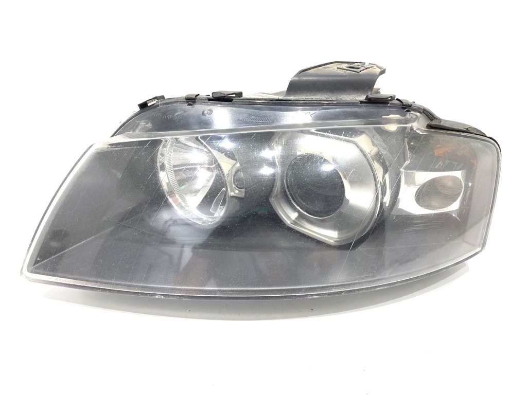 [STARK-754797] Faros delanteros izquierdo Audi A3 (8P1) 2003-2013