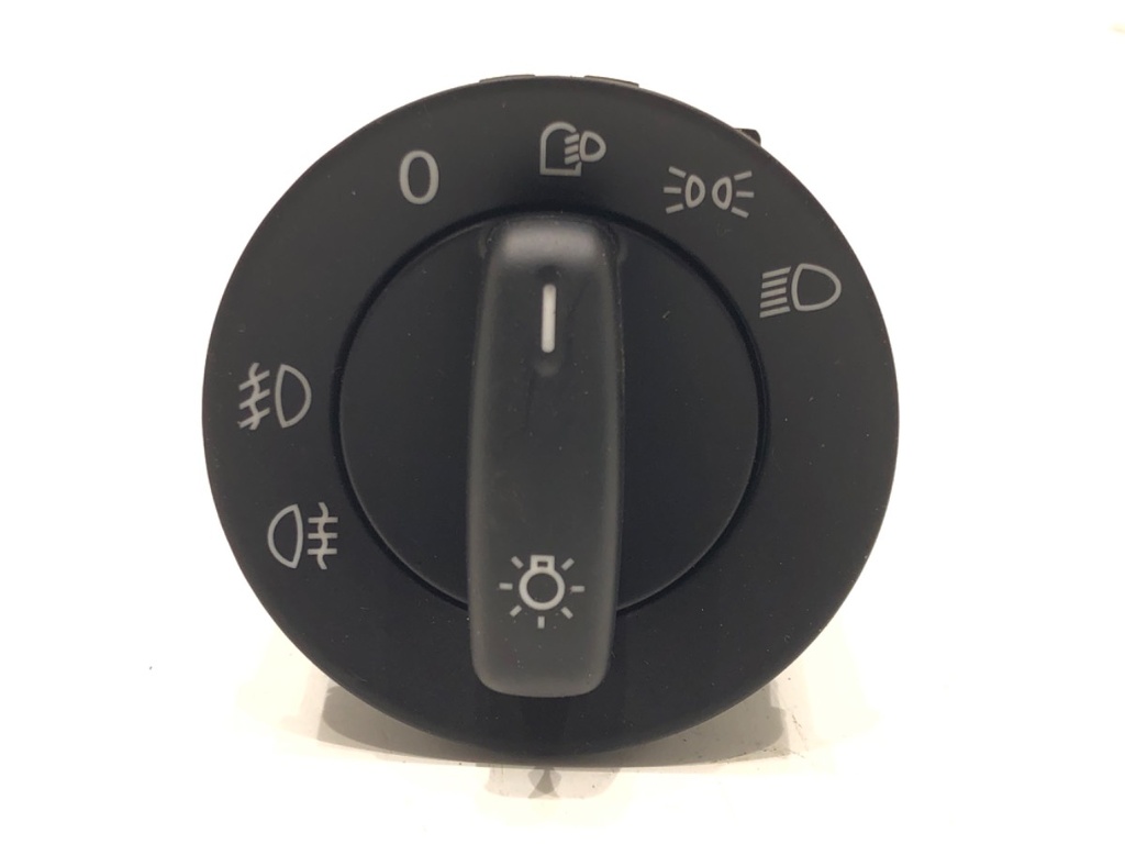[STARK-625072] Interruptor de luces VW Jetta III (1K2) 2004-2013 1.9 TDI