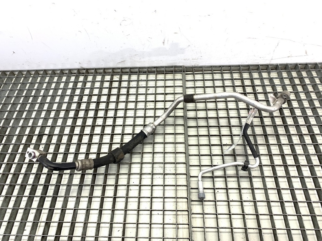 [STARK-682493] Mango de aire acondicionado para Audi Q7 (4MB, 4MG) 3.0 TDI quattro 200 kW (272 CV) 2015-2019