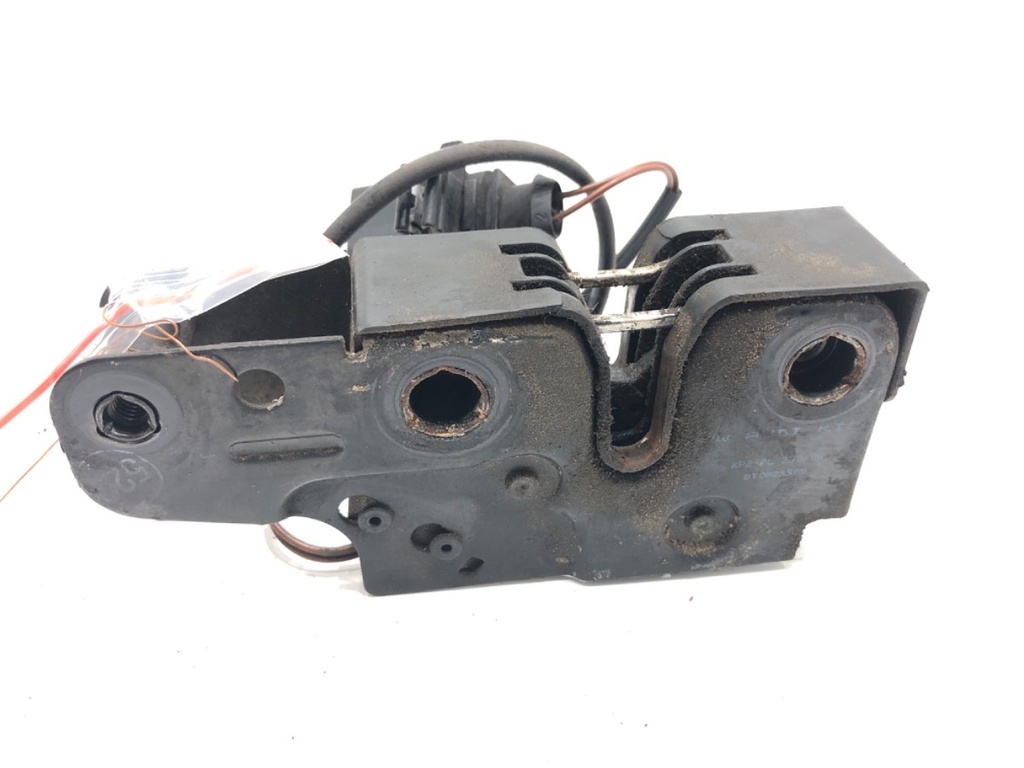 [STARK-738655] Cierre de capó AUDI A4 B8 (8K2) 1.8 TFSI 2007-2015