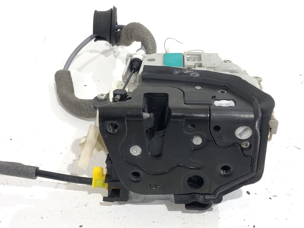 [STARK-764914] Cerradura de puerta delantera derecha Audi Q5 (FYB, FYG) 2016-2022