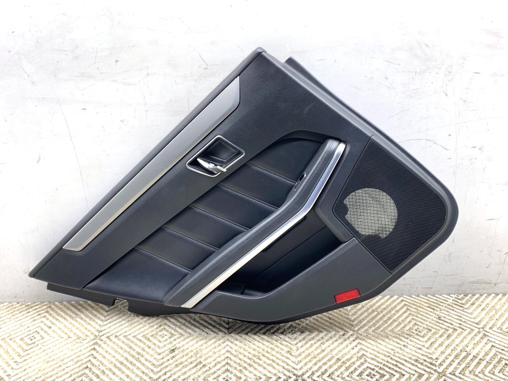 [STARK-772550] Panel de puerta trasera izquierdo Mercedes-Benz Clase E (W212) 2009-2016