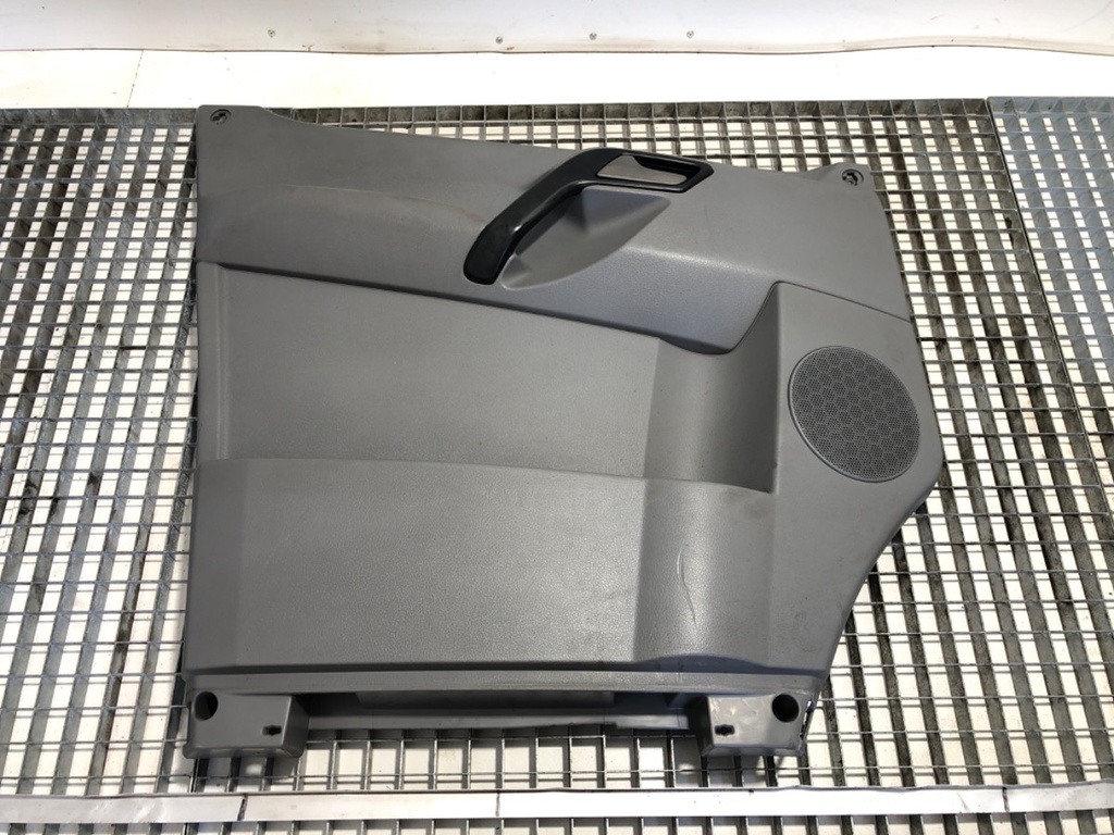 [STARK-781898] Panel de puerta delantero izquierdo Mercedes-Benz Sprinter 3-t (B906) 2006-2022