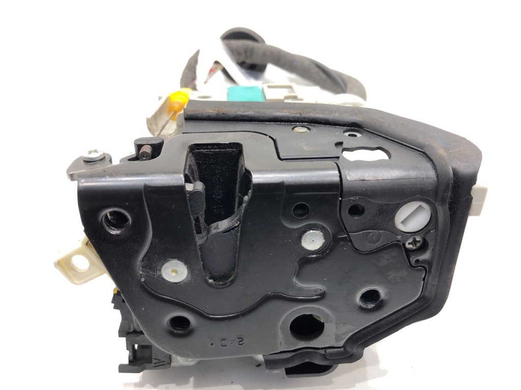 [STARK-784327] Cerradura de puerta delantera derecha Audi A5 (F53, F5P) 2016-2022 8X1837016C