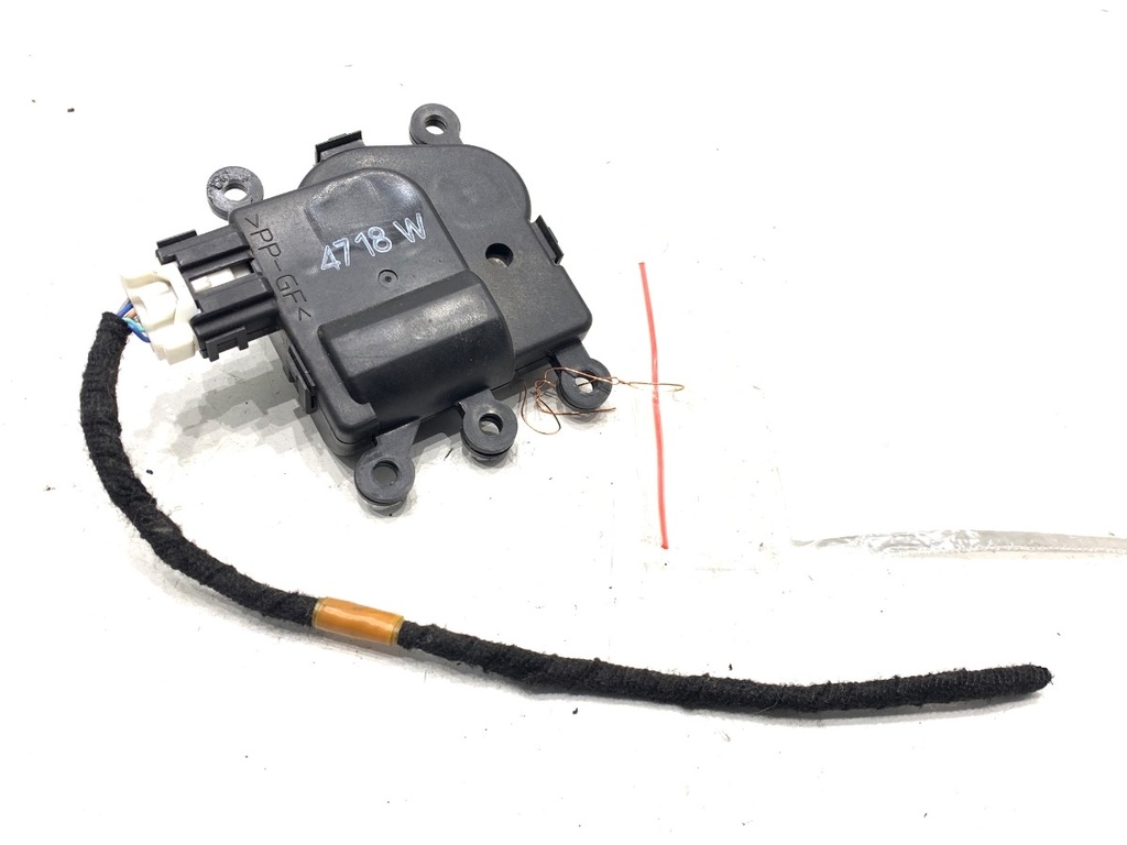 [STARK-798590] Resistencia del calefactor MAZDA 3 (BM, BN) 2.0 88 kW 2013-2022