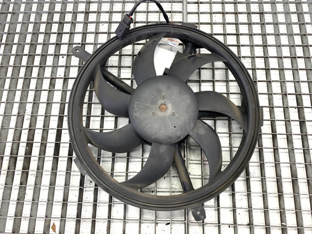 [STARK-799390] Ventilador del radiador MINI MINI (R56) 2005-2014