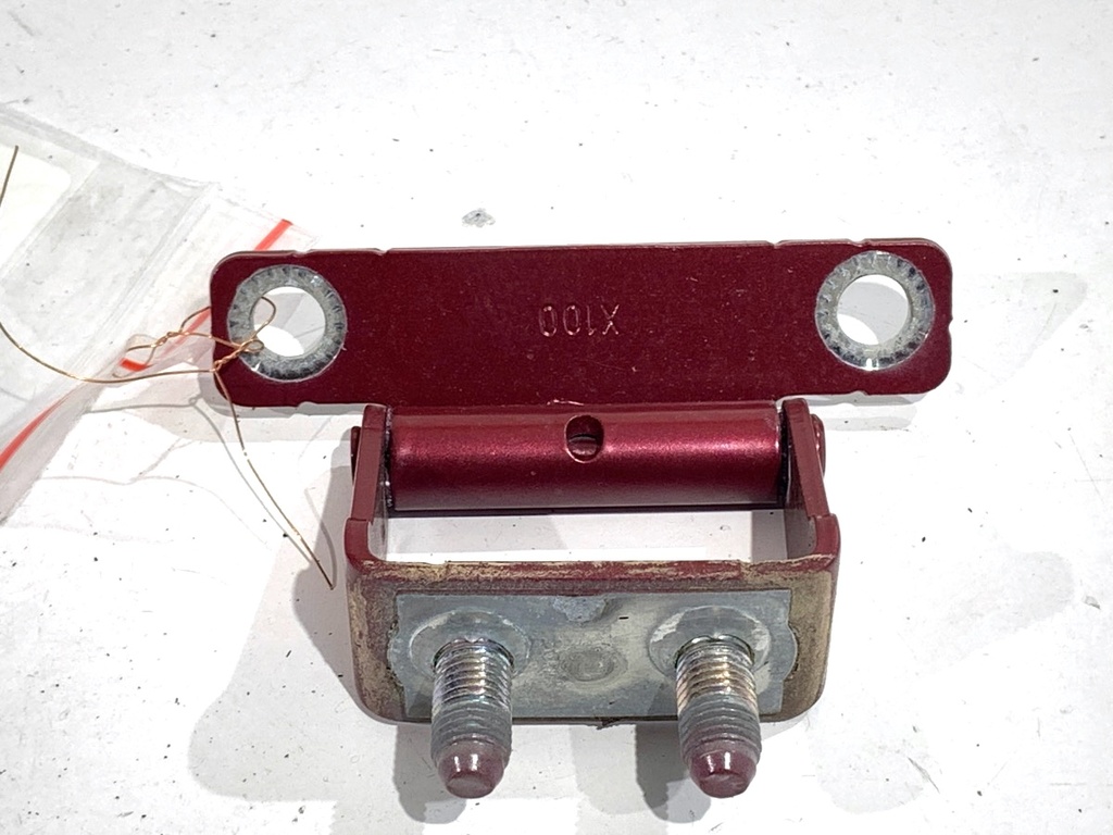 [STARK-801127] Bisagra de portón trasero izquierda SSANGYONG TORRES (J100) 2022-