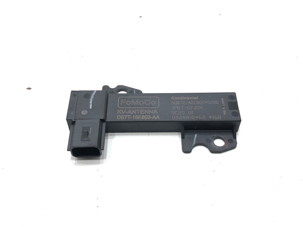[STARK-801918] Amplificador Ford Kuga II (DM2) 2012-2022