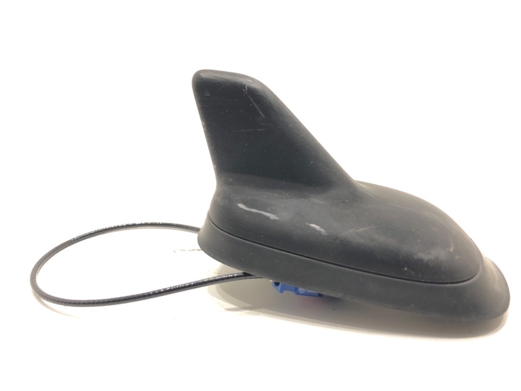 [STARK-806120] Antena VW Passat B7 Variant (365) 2.0 TDI 2010-2015