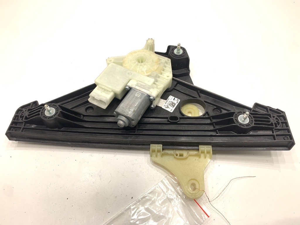 [STARK-809466] Elevalunas trasero derecho Renault Clio V (B7_) 2019-2022