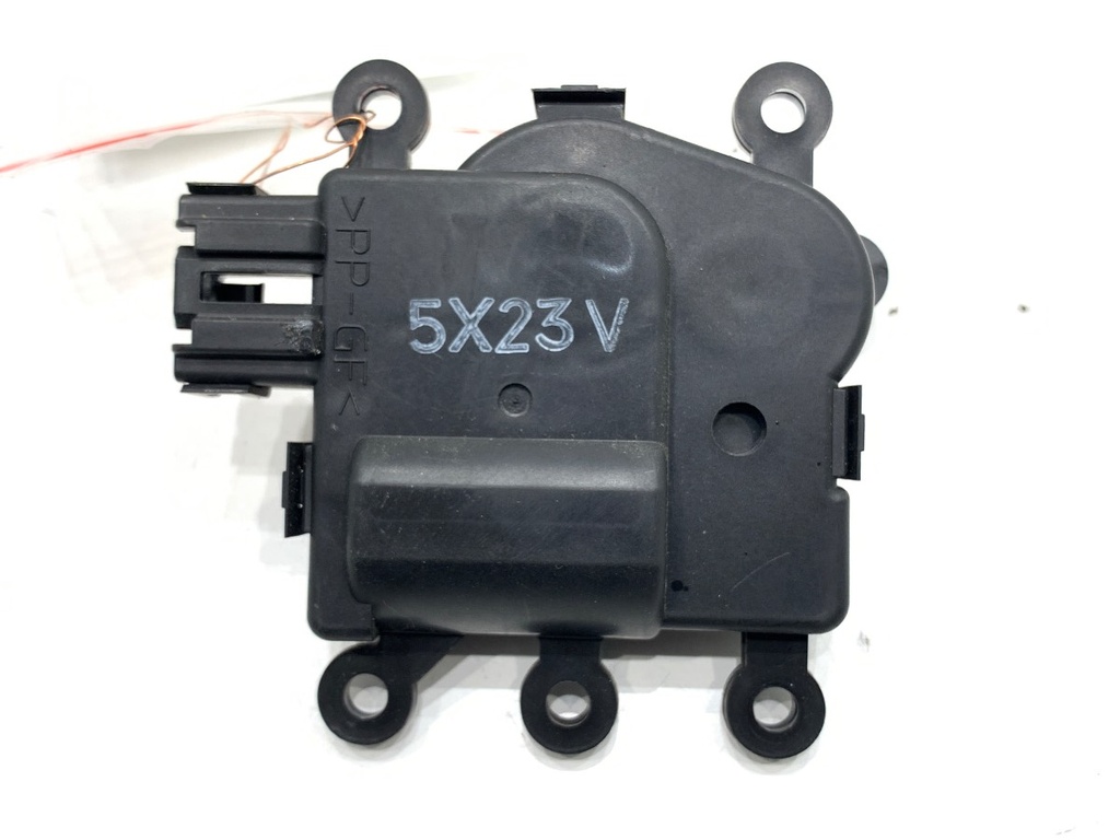 [STARK-810517] Resistencia de calefacción MAZDA 3 (BM, BN) 2.0 88 kW 2013-2022