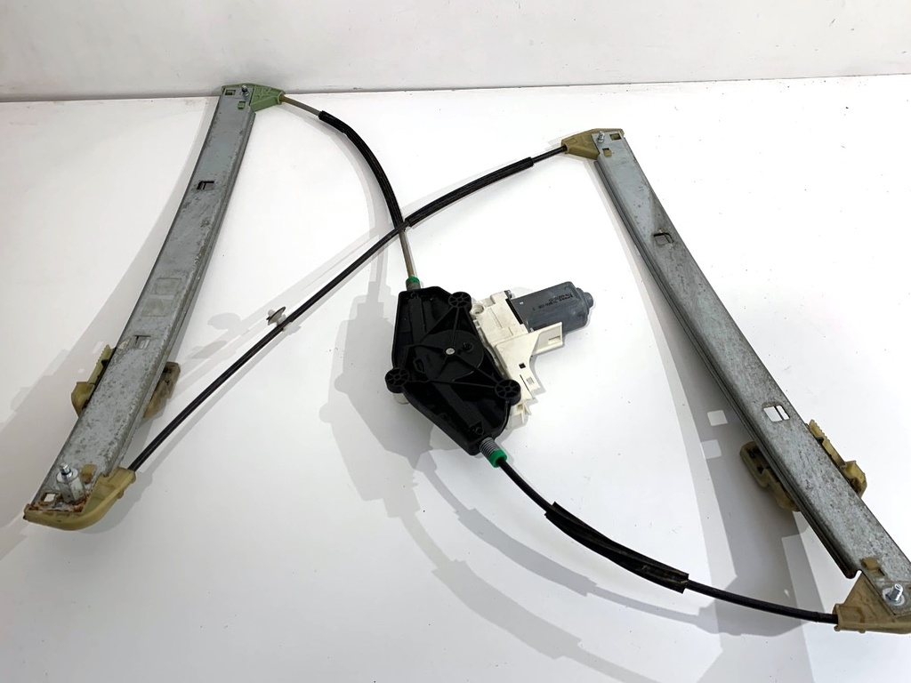 [STARK-814387] Elevador de ventanilla delantero izquierdo Audi Q5 (8RB) 2008-2017