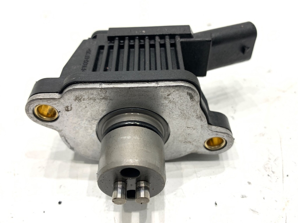 [STARK-817652] Sensor de distribución variable VW Golf VII Variant (BA5, BV5) 1.5 TSI 96 kW 04E906048A