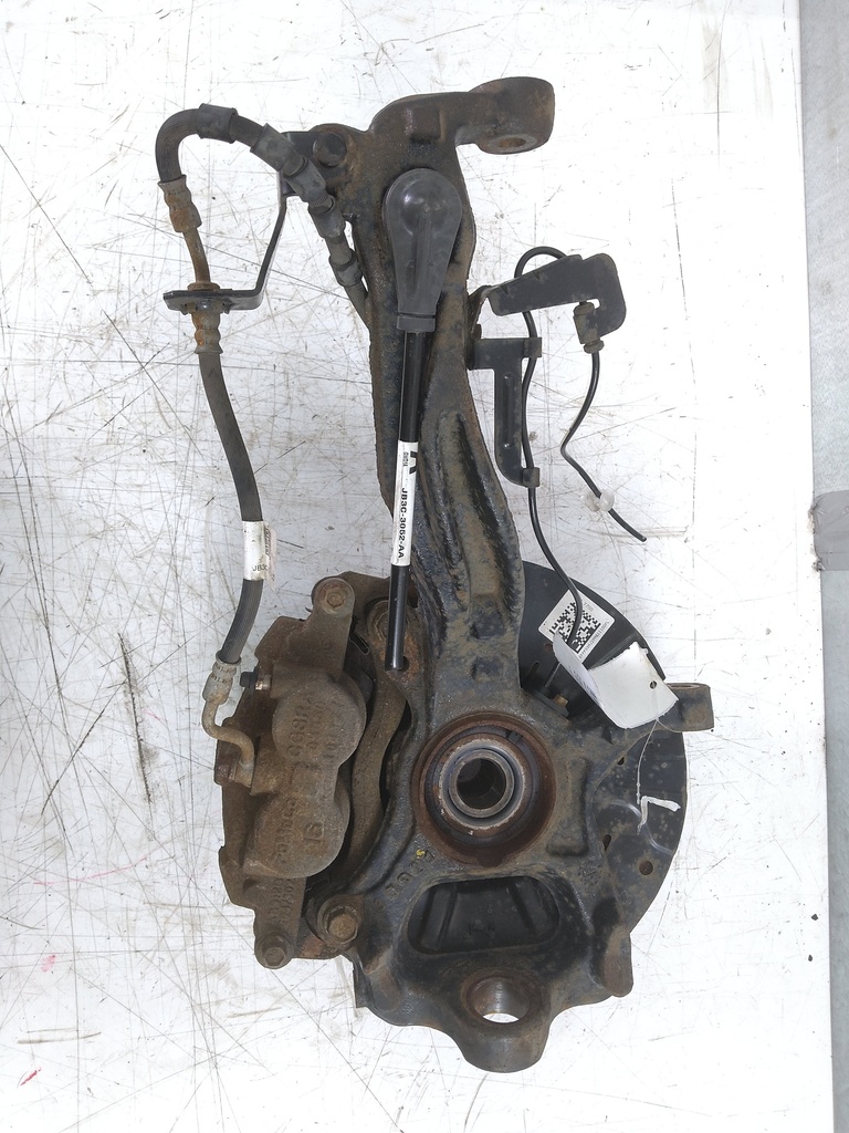 [MTD-529768] Cubo de rueda delantero izquierdo Ford Ranger Wildtrak TKE