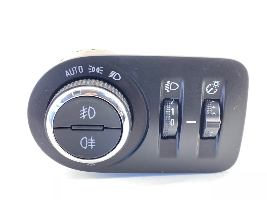 [STARK-825633] Interruptor de luces OPEL ASTRA K (B16) 2015-2022