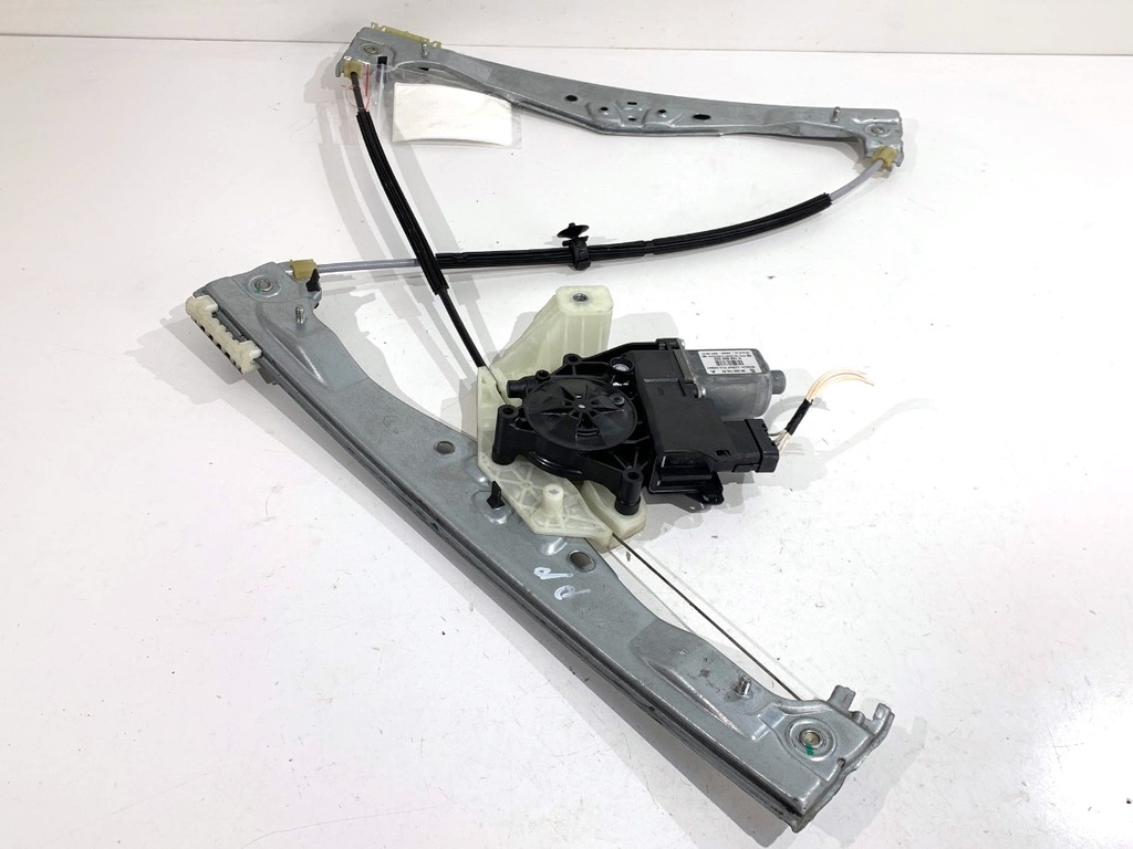 [STARK-829442] Elevador de ventana delantero derecho CITROËN C4 CACTUS 2014-2022 1.2 THP 110 CV