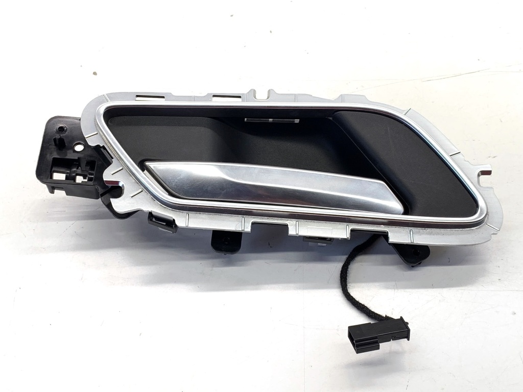 [STARK-832312] Manilla interior de puerta trasera izquierda JAGUAR F-PACE (X761) 2015-2022