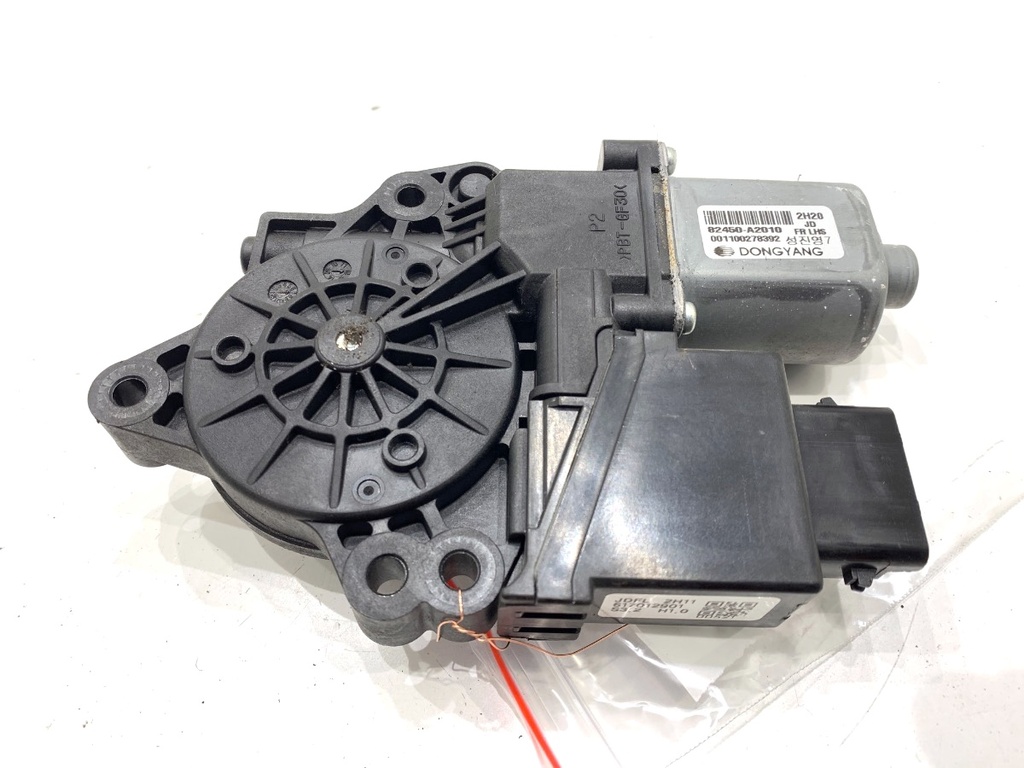 [STARK-838530] Motor de elevalunas delantero izquierdo KIA CEE'D Sportswagon (JD) 2012-2018